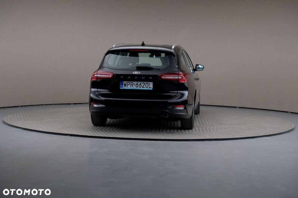 Ford Focus 1.0 EcoBoost Titanium - 5