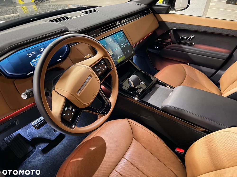 Land Rover Range Rover Sport - 16