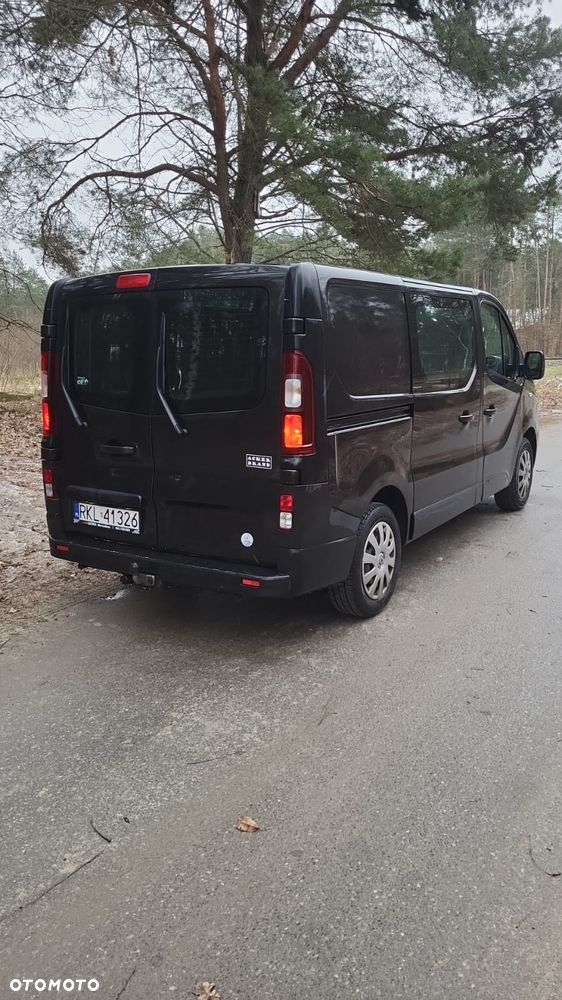 Renault TRAFIC - 2