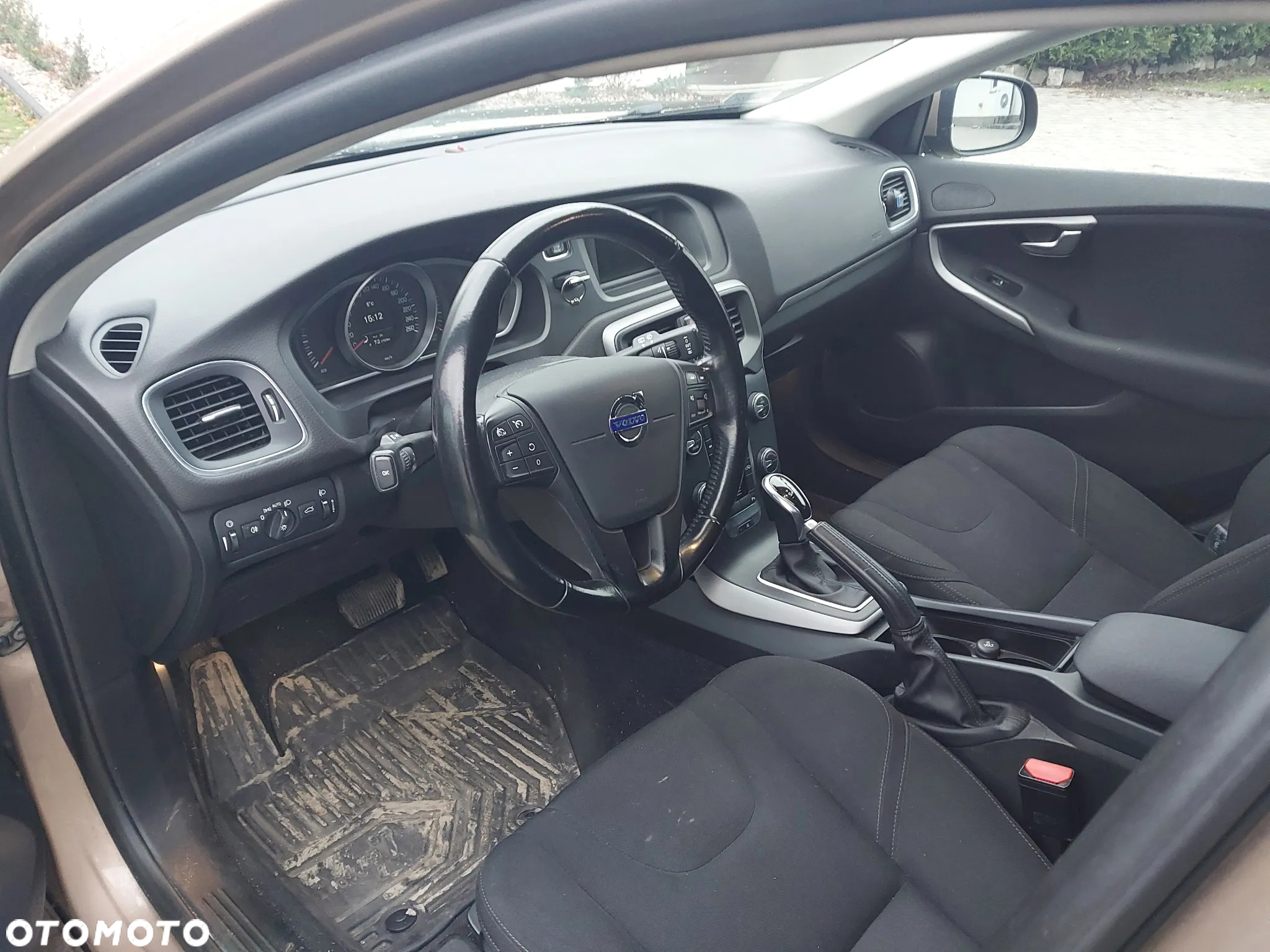 Volvo V40 D3 Geartronic - 8