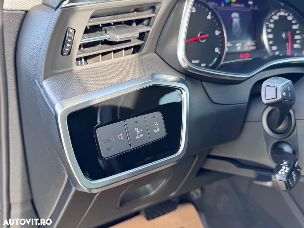 Audi A6 Avant 40 TDI quattro S tronic - 25