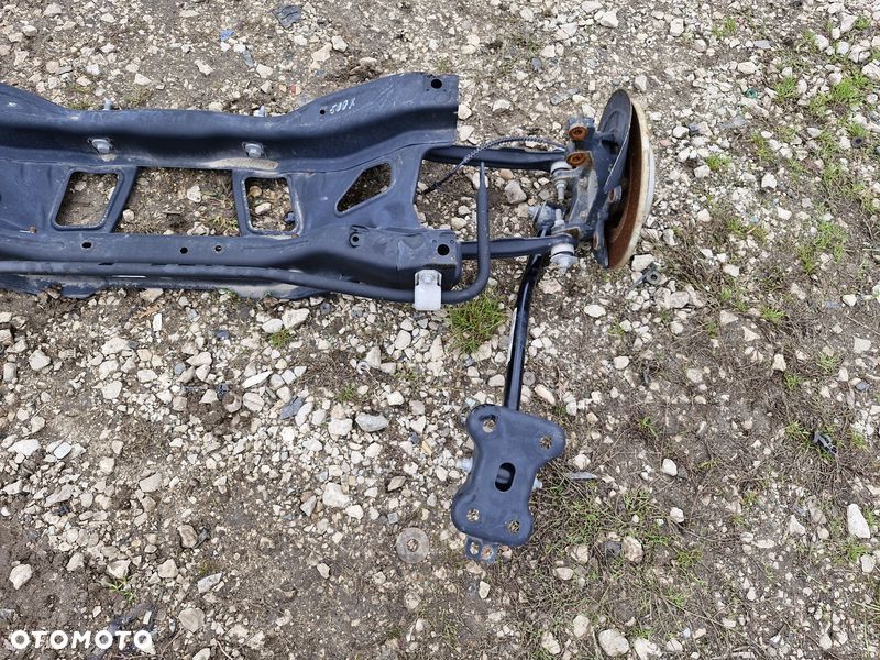 FIAT 500X 1.6 B BELKA ZAWIESZENIA TYŁ OŚ TYLNA - 2