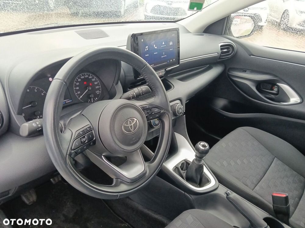Toyota Yaris 1.5 Comfort - 13