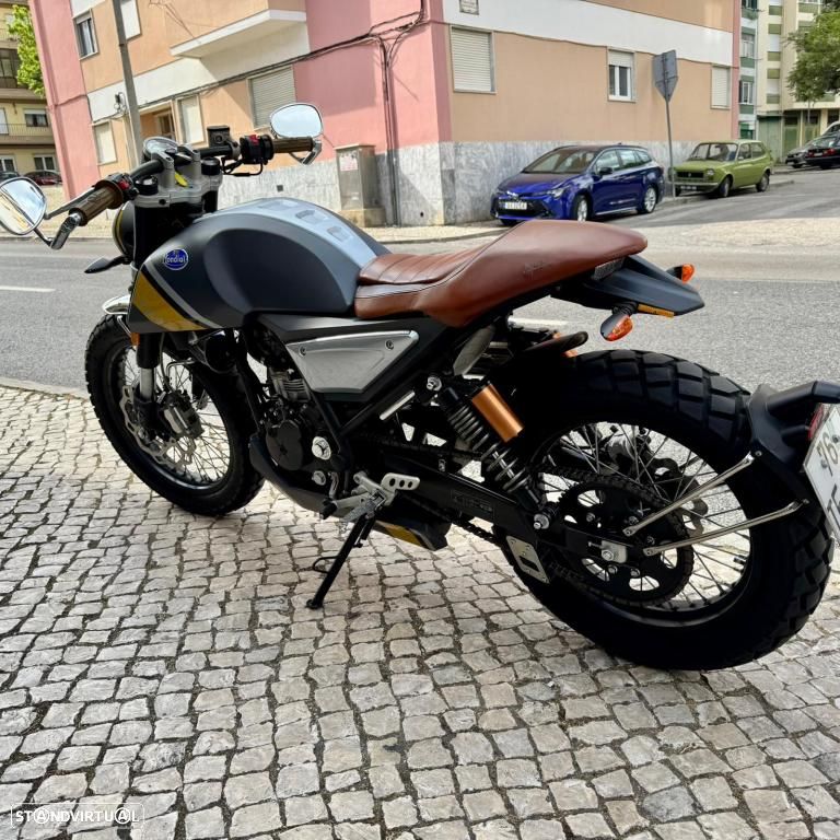 FB Mondial HPS 125 - 11