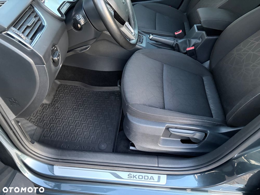 Skoda Octavia 1.8 TSI (Green tec) Ambition - 17