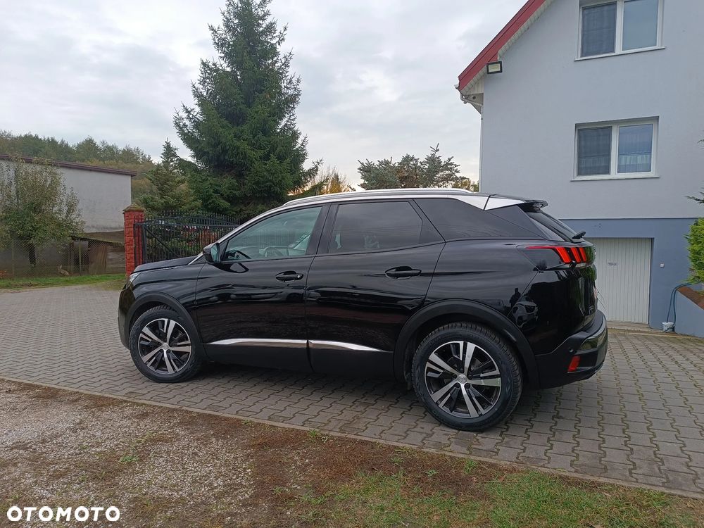 Peugeot 3008 1.2 PureTech GPF Allure S&S EAT8 - 24