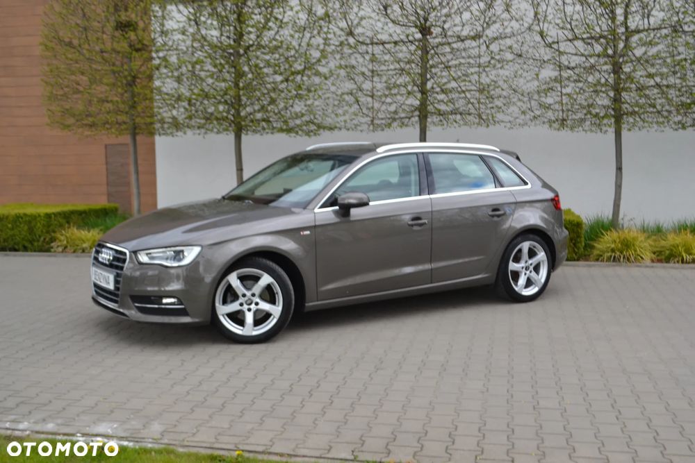Audi A3 Sportback - 2