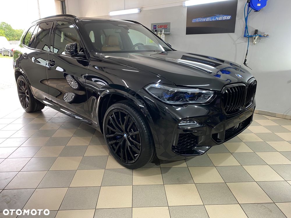 BMW X5 M M50i - 3