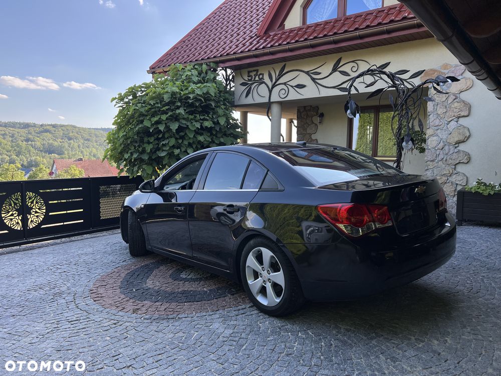 Chevrolet Cruze 2.0 LT - 11