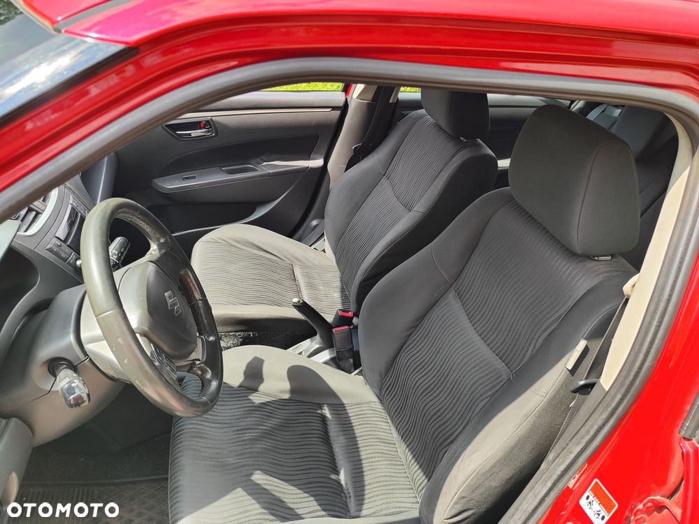 Suzuki Swift - 5