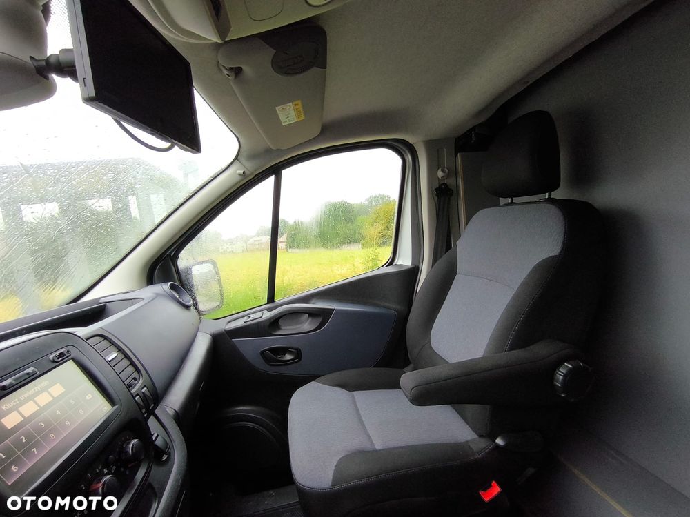 Opel VIVARO - 12