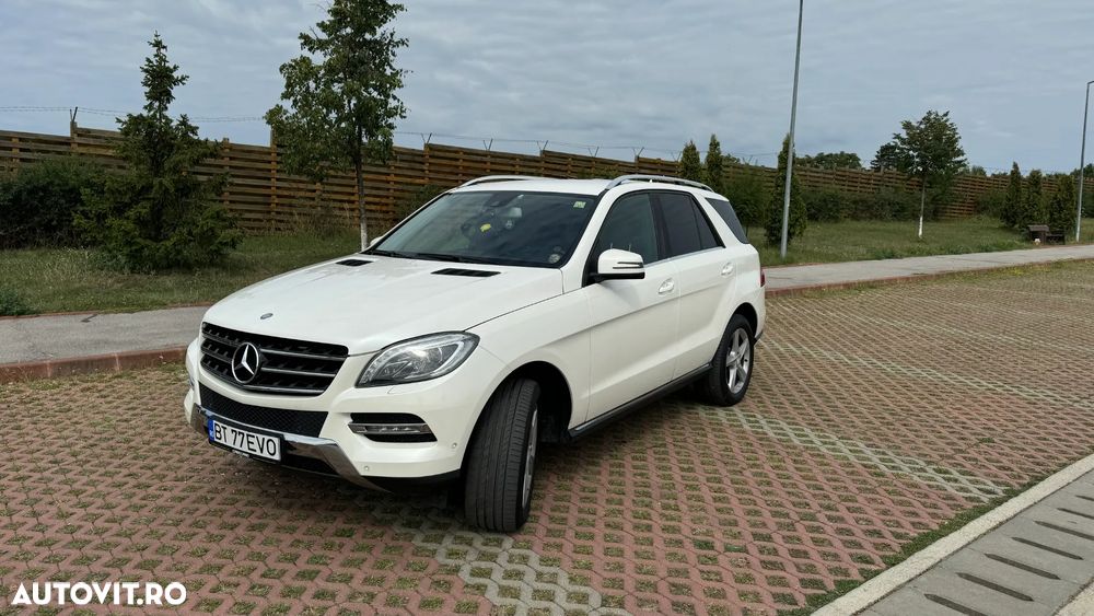 Mercedes-Benz ML 350 BlueTec 4MATIC Aut - 2