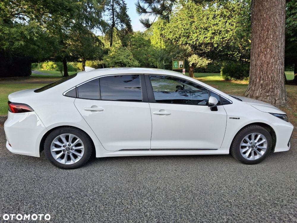 Toyota Corolla - 4