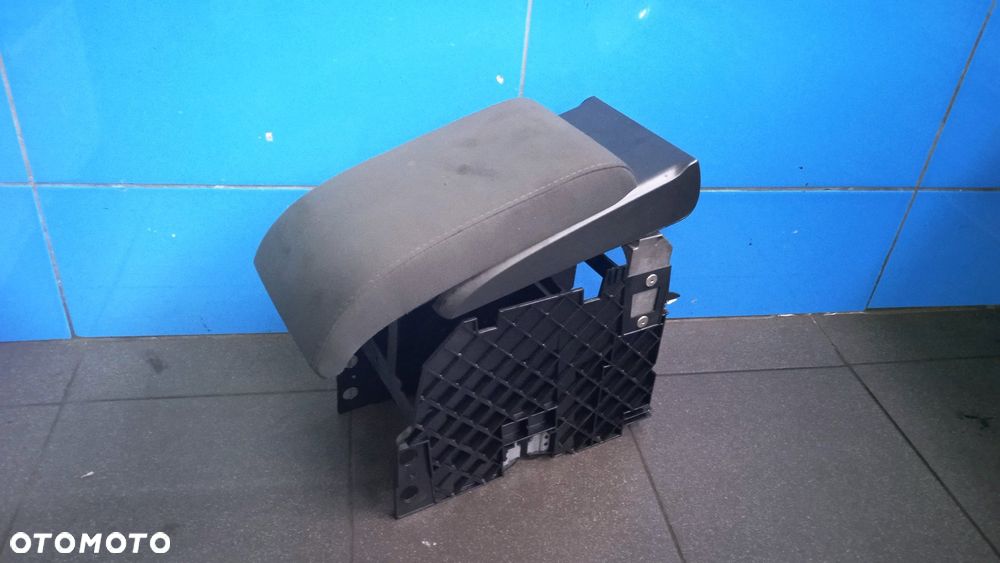 Podłokietnik VW Touran I 1T0864208 1T0857669 - 1