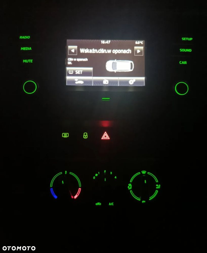 Skoda Fabia 1.2 TSI Edition - 8