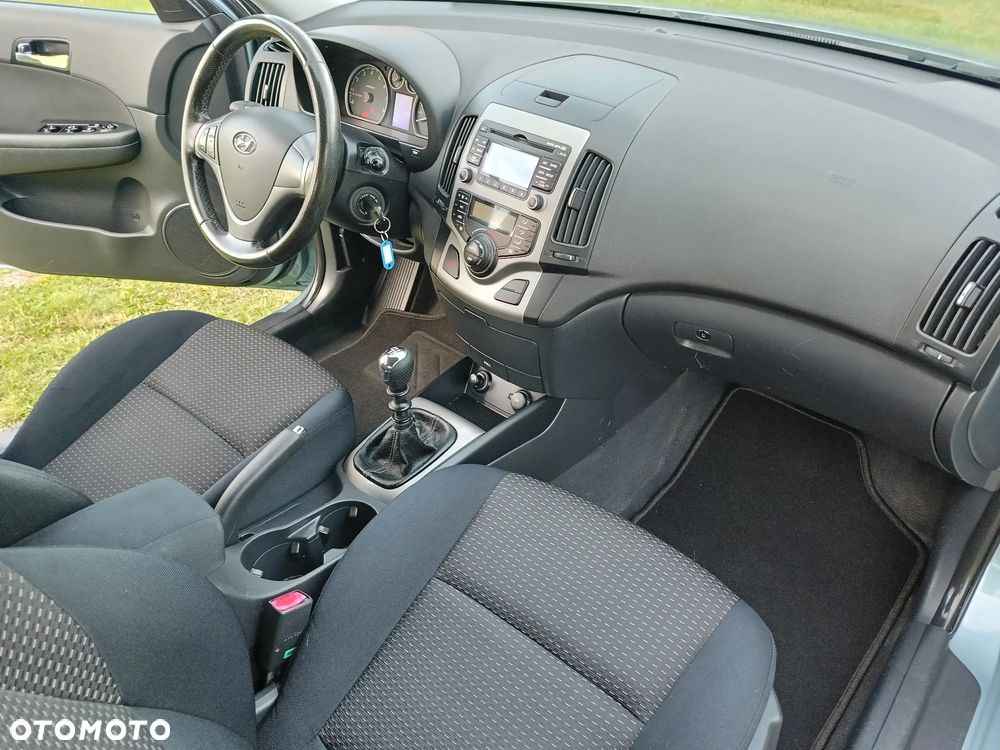 Hyundai i30 1.6 blue Comfort - 9