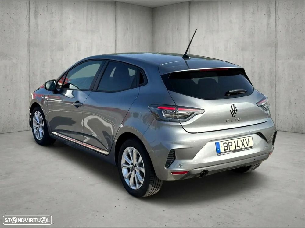 Renault Clio 1.0 TCe Techno Bi-Fuel - 8