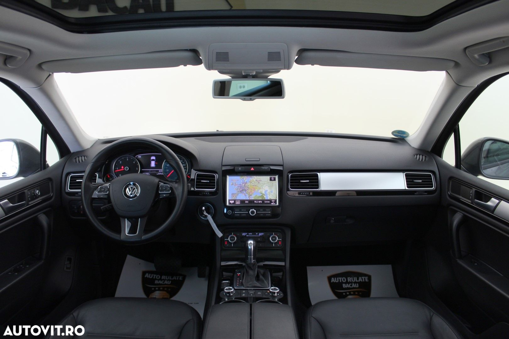 Volkswagen Touareg - 8