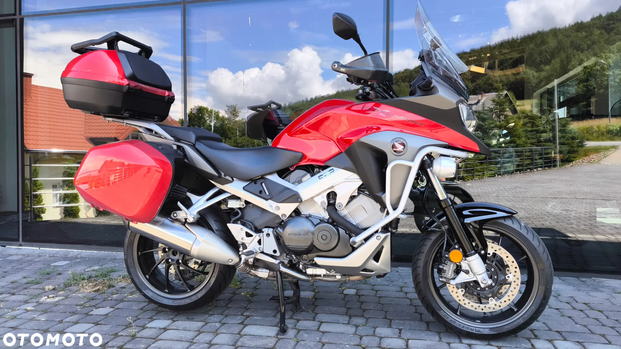 Honda VFR - 4