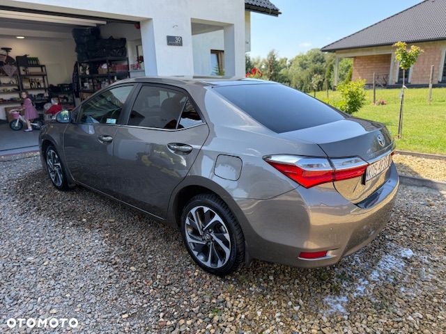 Toyota Corolla 1.6 Prestige - 5