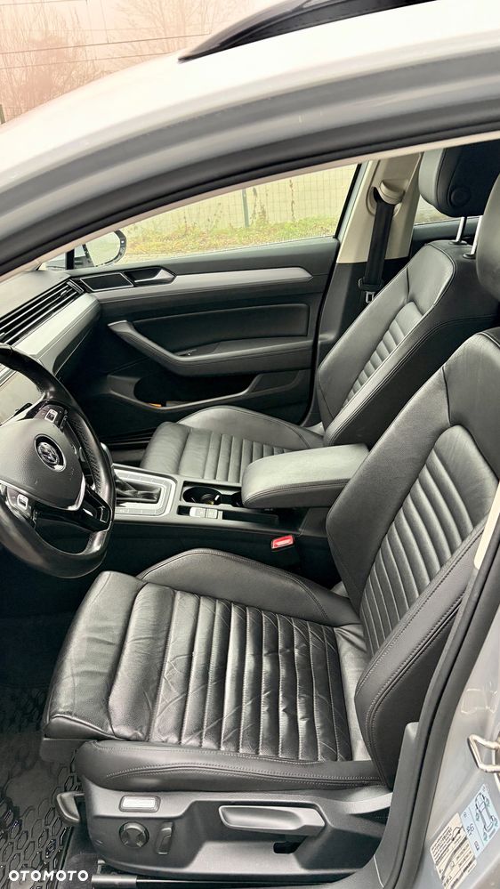 Volkswagen Passat - 10