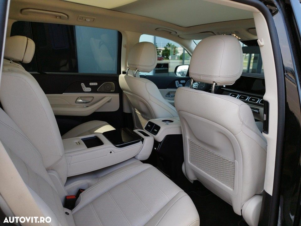 Mercedes-Benz GLS - 11