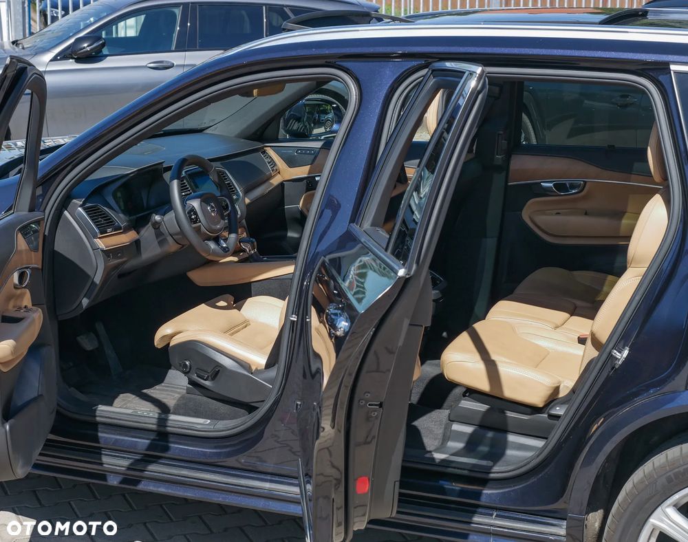Volvo XC 90 D5 SCR AWD Inscription 7os - 21