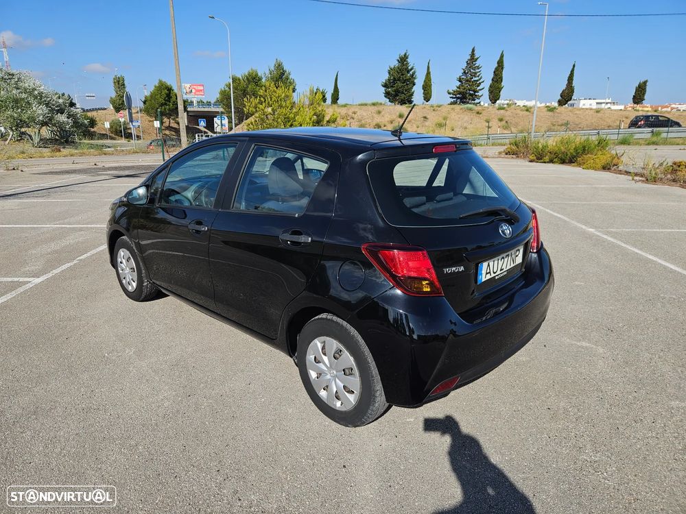 Toyota Yaris 1.0 VVT-i - 3