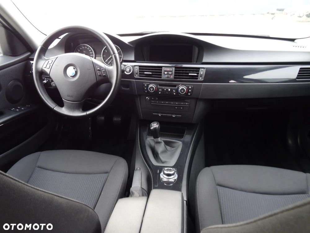 BMW Seria 3 - 11