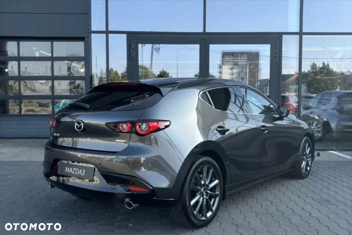 Mazda 3 - 5