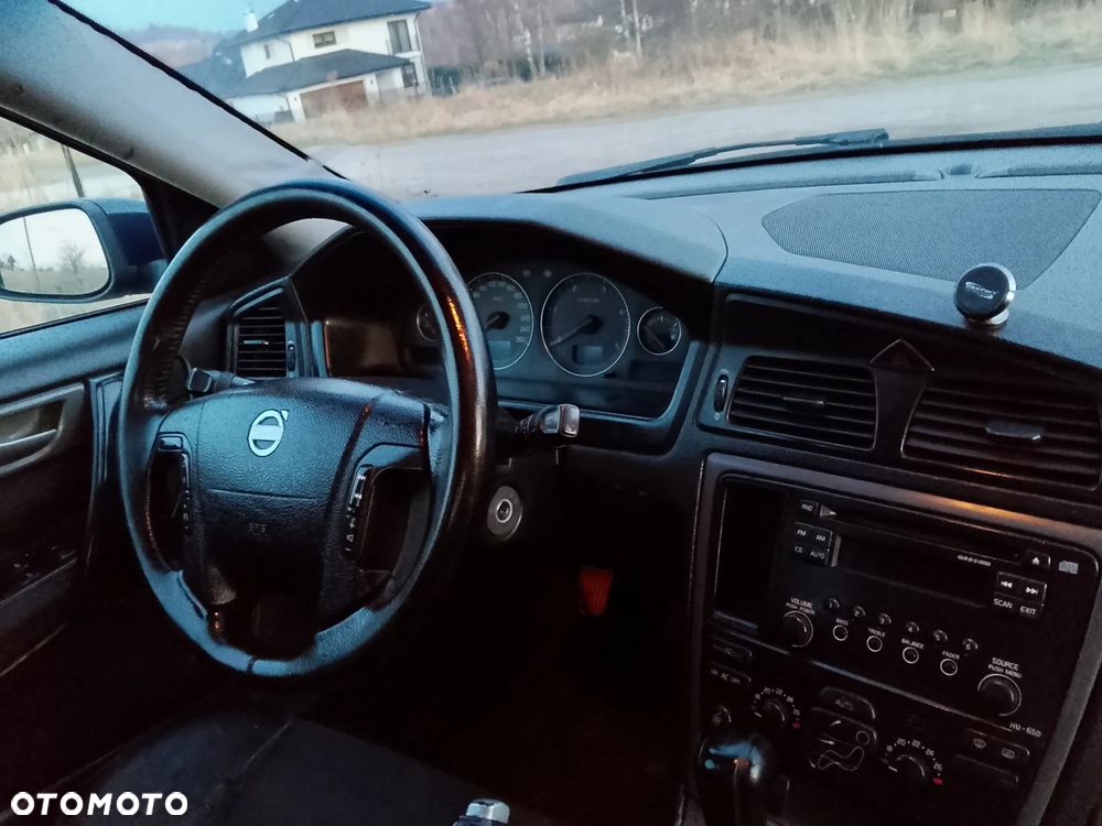 Volvo V70 D5 AWD Premium - 6