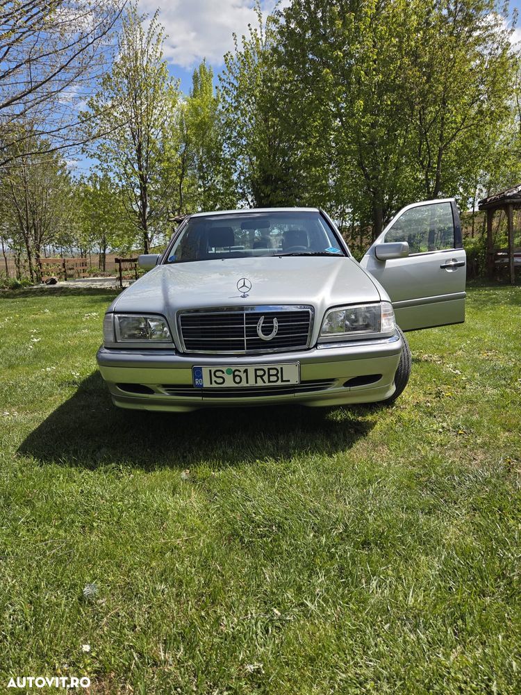 Mercedes-Benz C - 1