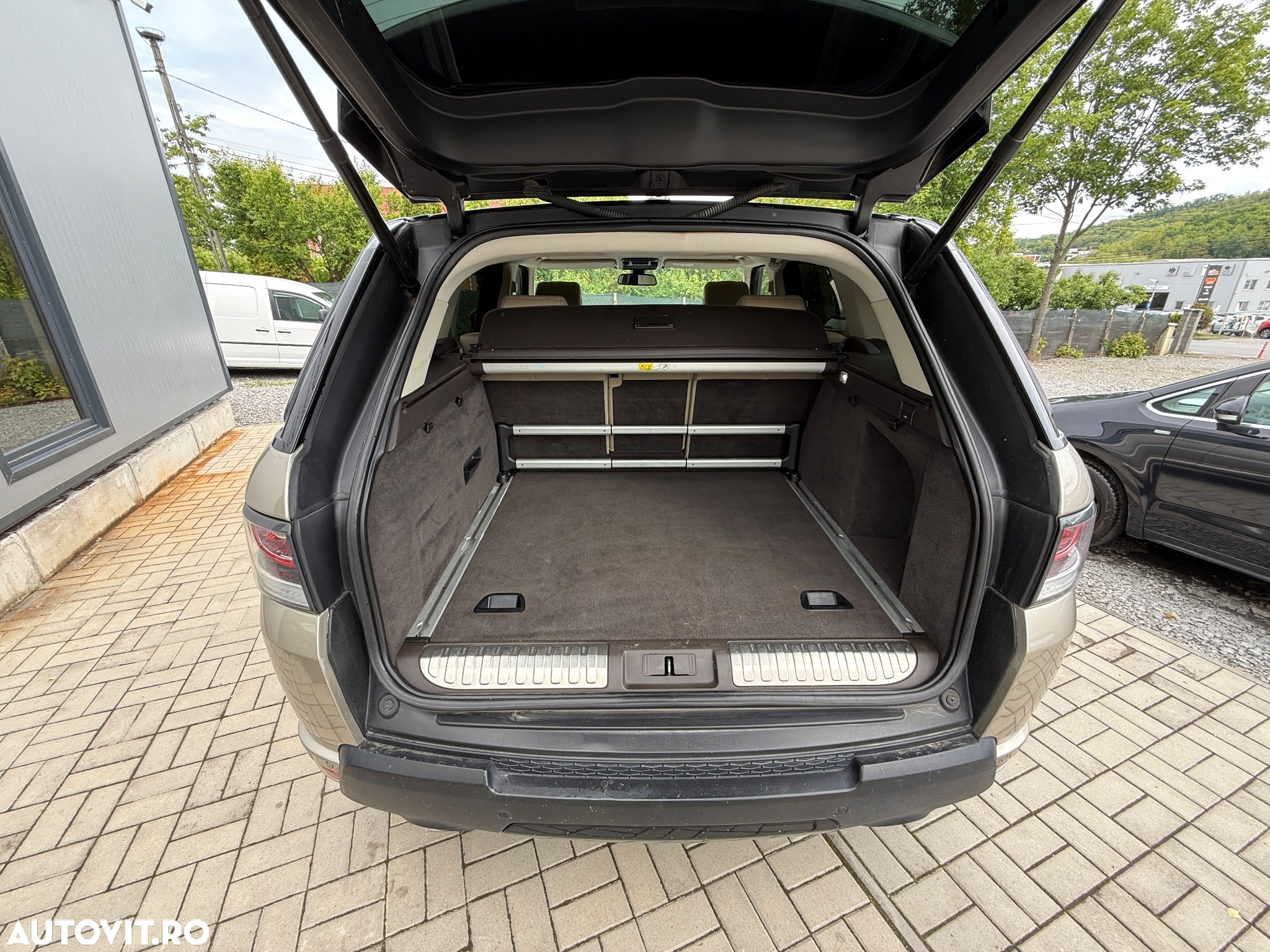 Land Rover Range Rover Sport 3.0 I SDV6 HSE - 19