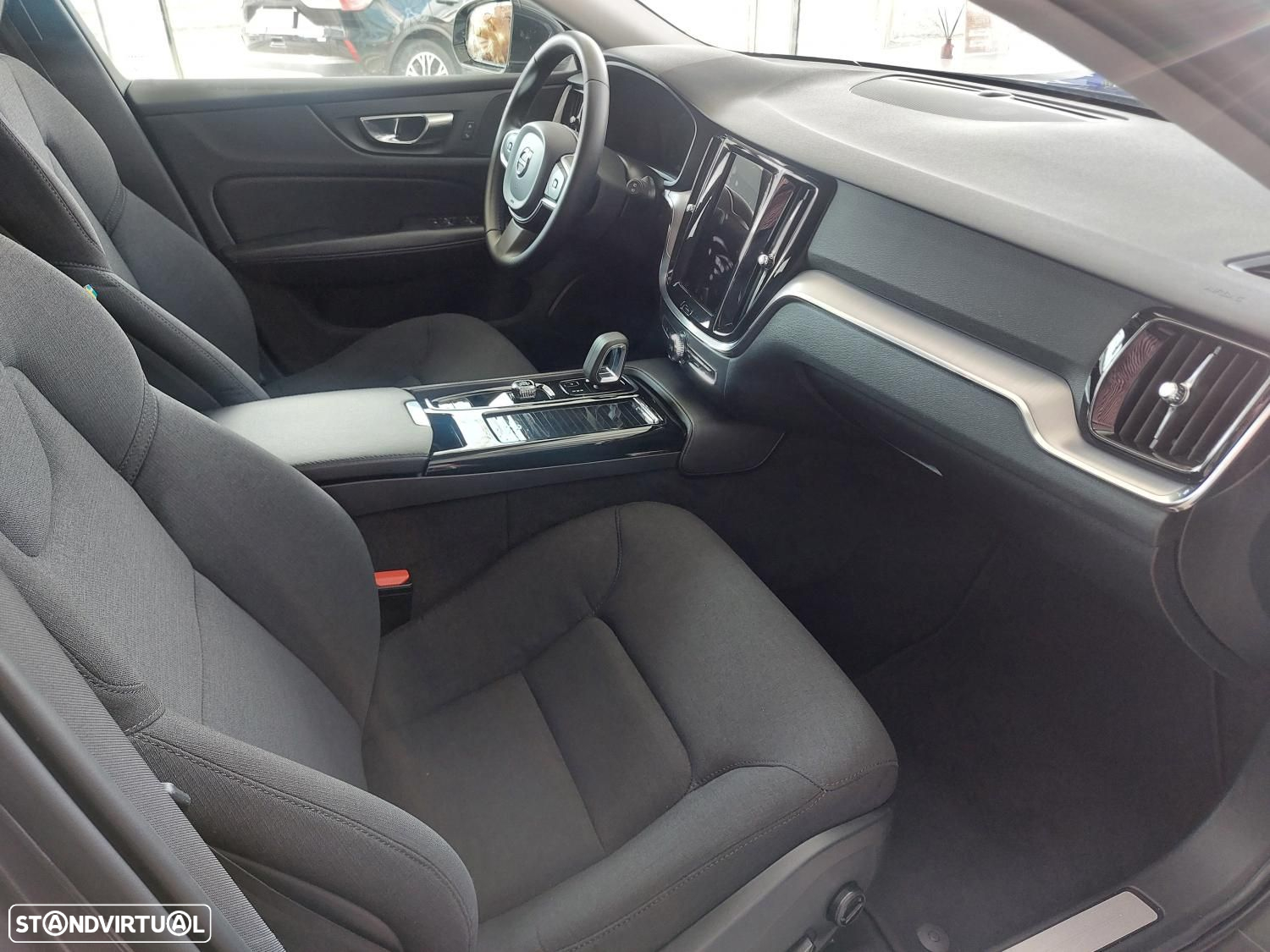 Volvo V60 2.0 T6 AWD TE Inscription Expression - 37