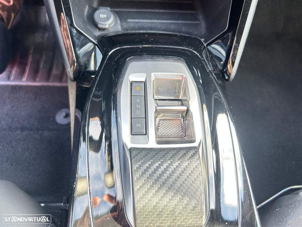 Peugeot 2008 Hybrid 145 e-DSC Allure - 36