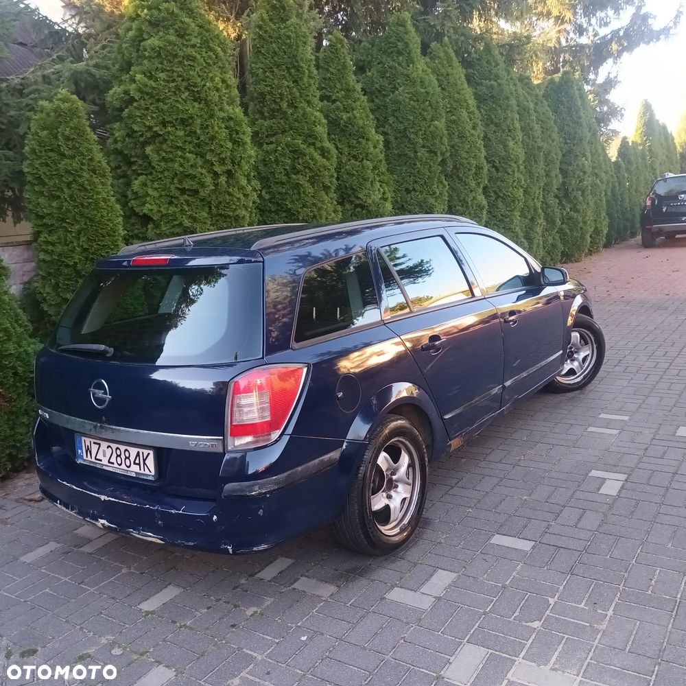 Opel Astra 1.7 CDTI Essentia - 4