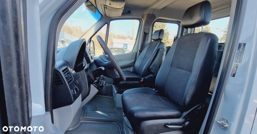 Mercedes-Benz Sprinter - 17
