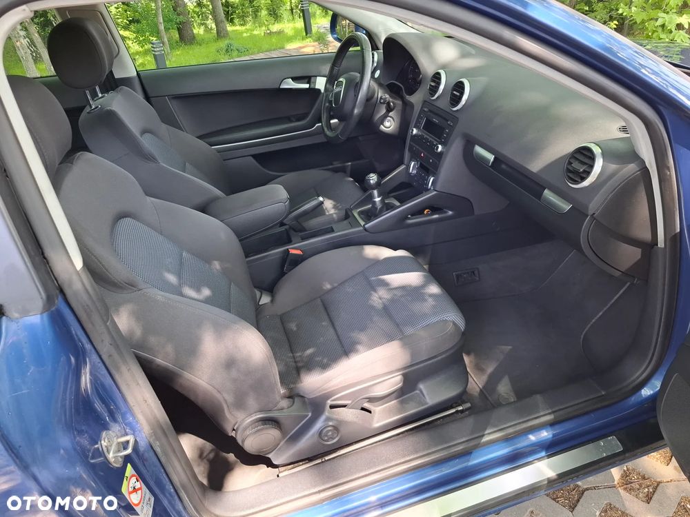 Audi A3 3-drzwiowe 2.0 TDI Ambiente - 9