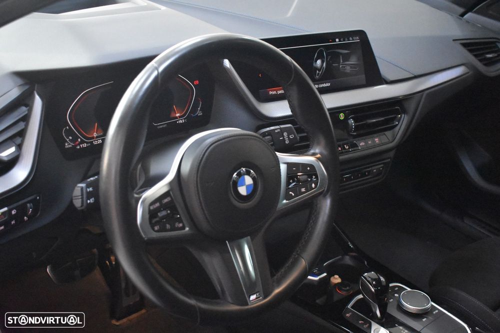 BMW 116 d Pack Desportivo M Auto - 29