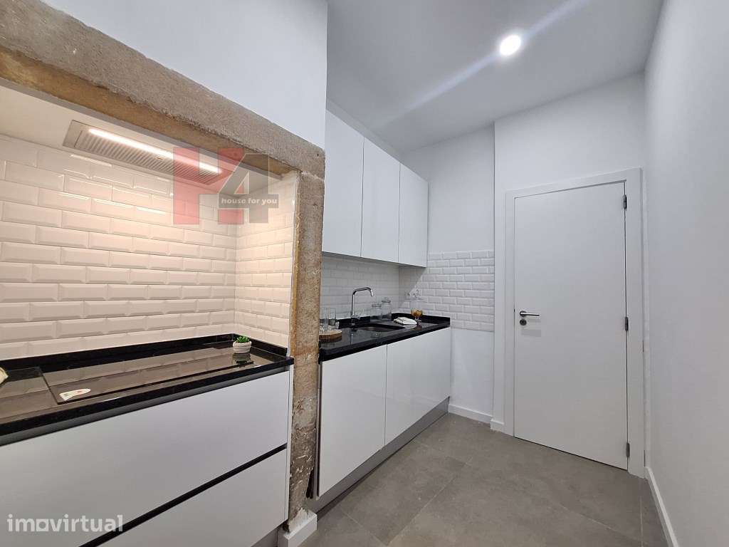 Apartamento T3 totalmente remodelado em Penha de França - Grande imagem: 2/32
