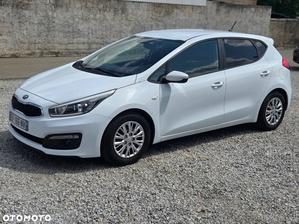 Kia Ceed 1.4 CRDi L - 1