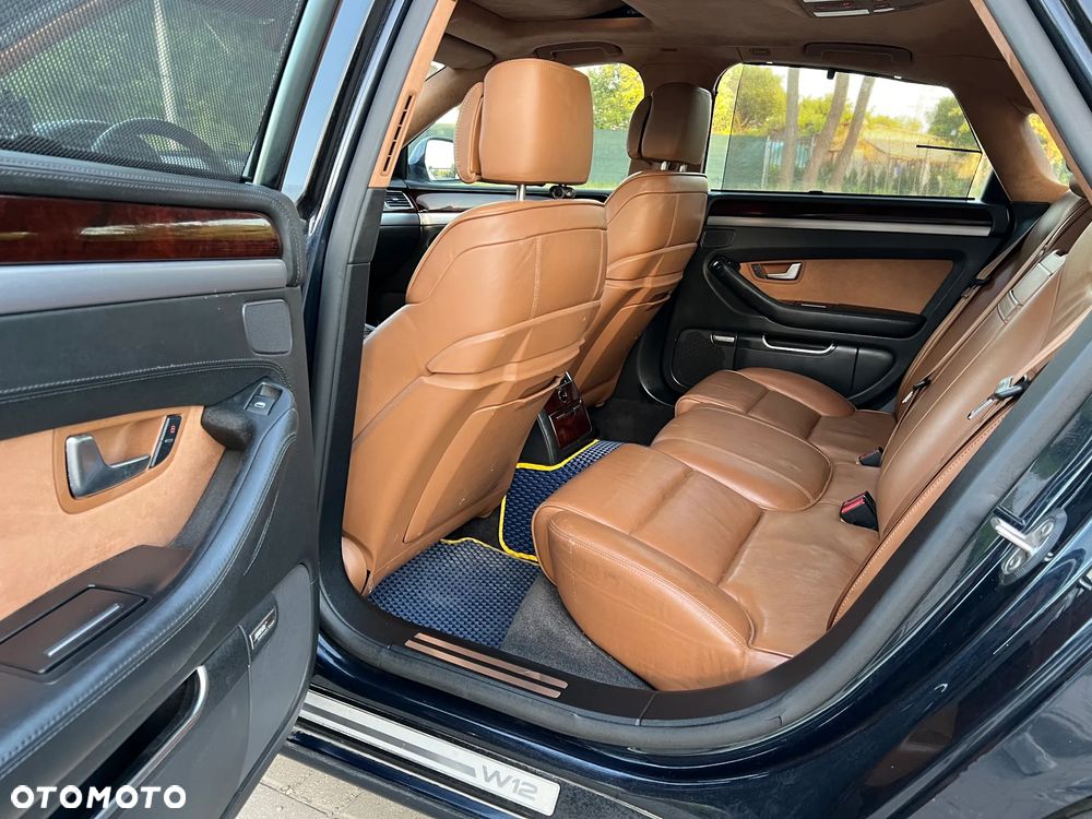 Audi A8 6.0 W12 Quattro - 21