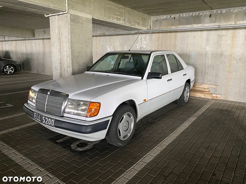 Mercedes-Benz W124 (1984-1993) - 10