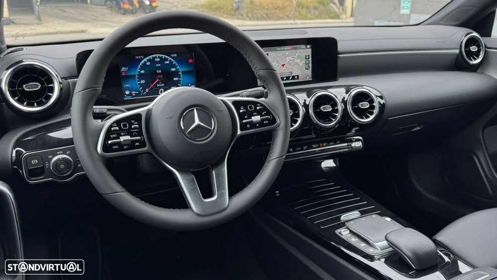 Mercedes-Benz CLA 200 - 16