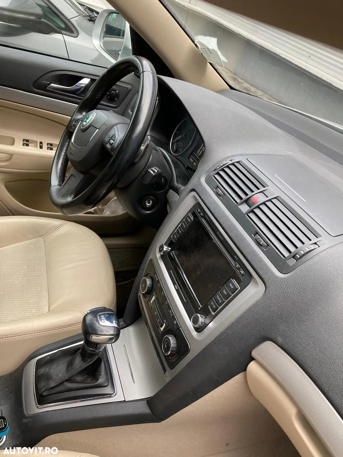 Skoda Octavia Combi 1.4 TSI DSG Elegance - 5