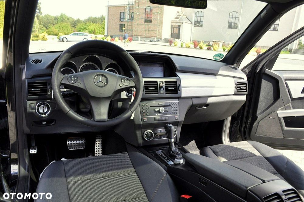 Mercedes-Benz GLK - 29