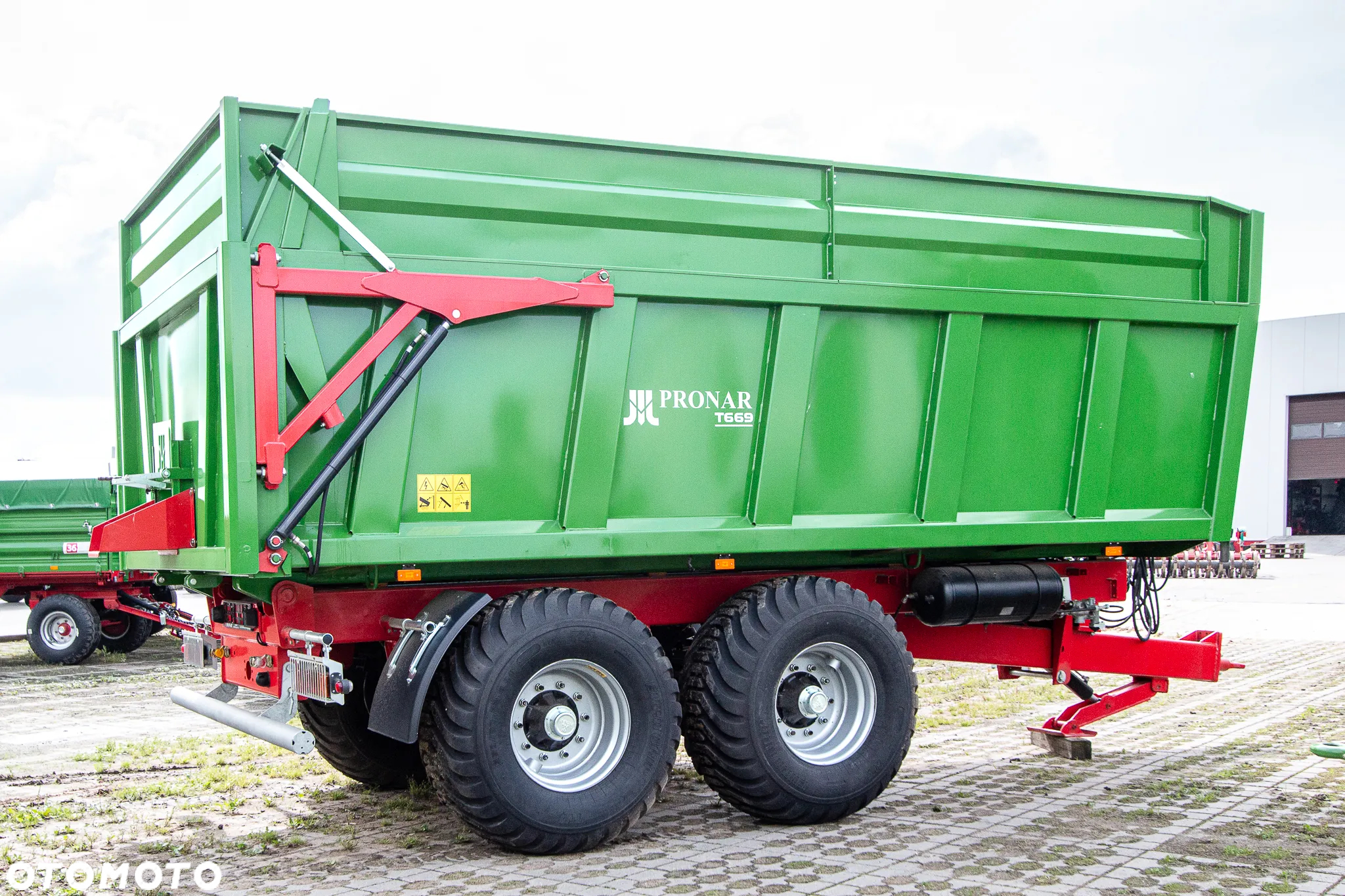 Pronar T 669 - 3