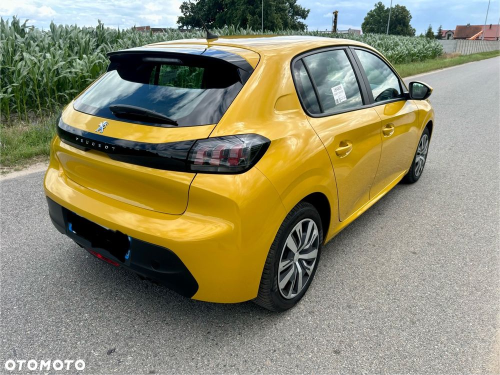 Peugeot 208 - 5