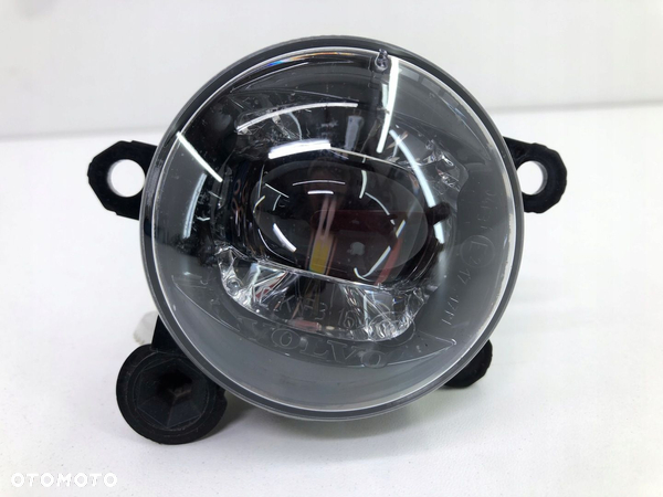 VOLVO XC40 HALOGEN LEWY PRZÓD LED 32228883