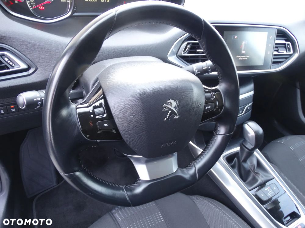 Peugeot 308 BlueHDi FAP 120 EAT6 Stop & Start Allure - 23